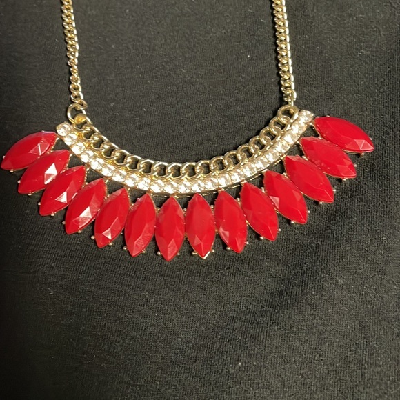 Accent Jewelry Red and Rhinestone Gold chain color Post earrings - Picture 3 of 4